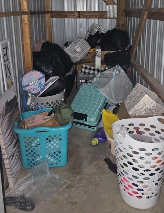 Storage Unit Auction in Peoria, IL at Peoria Storage Center Plank